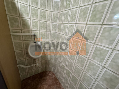 Ref.4599 Local en Silla