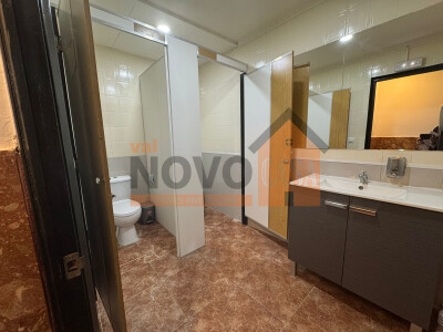 Ref.4599 Local en Silla