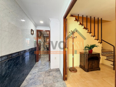Ref.4749 Adosado en Silla