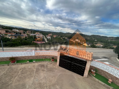 Ref.4374 Chalet en Montroy