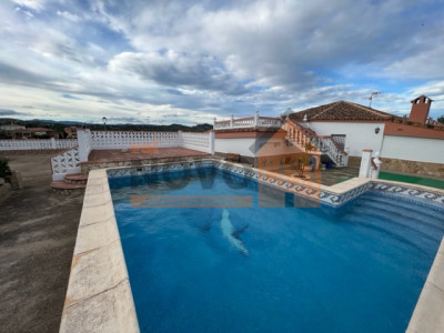 Ref.4374 Chalet en Montroy