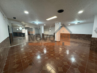 Ref.4599 Local en Silla