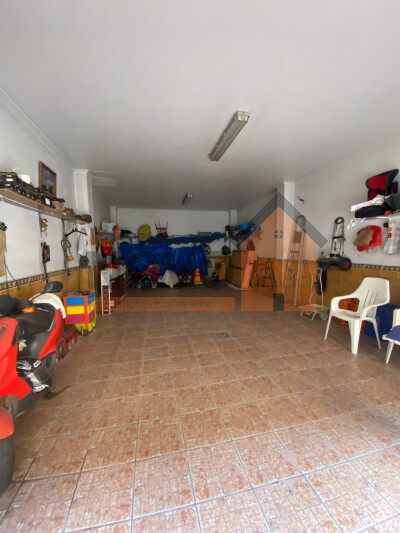 Ref.4608 Bajo en Silla