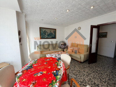 Ref.4735 Piso en Silla