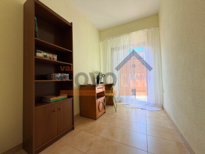 Ref.4749 Adosado en Silla