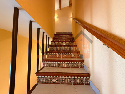 Ref.4749 Adosado en Silla