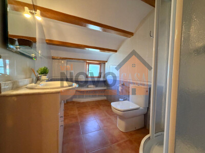 Ref.4749 Adosado en Silla